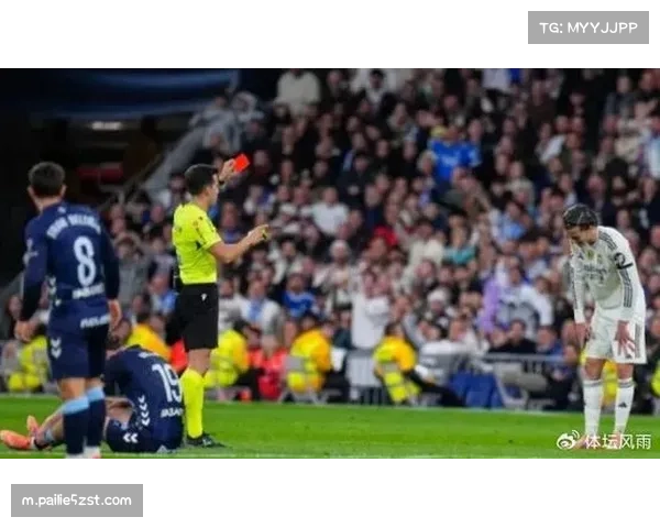 塞尔塔针对皇马右路重兵布防,希拉尔德斯战术预判失误